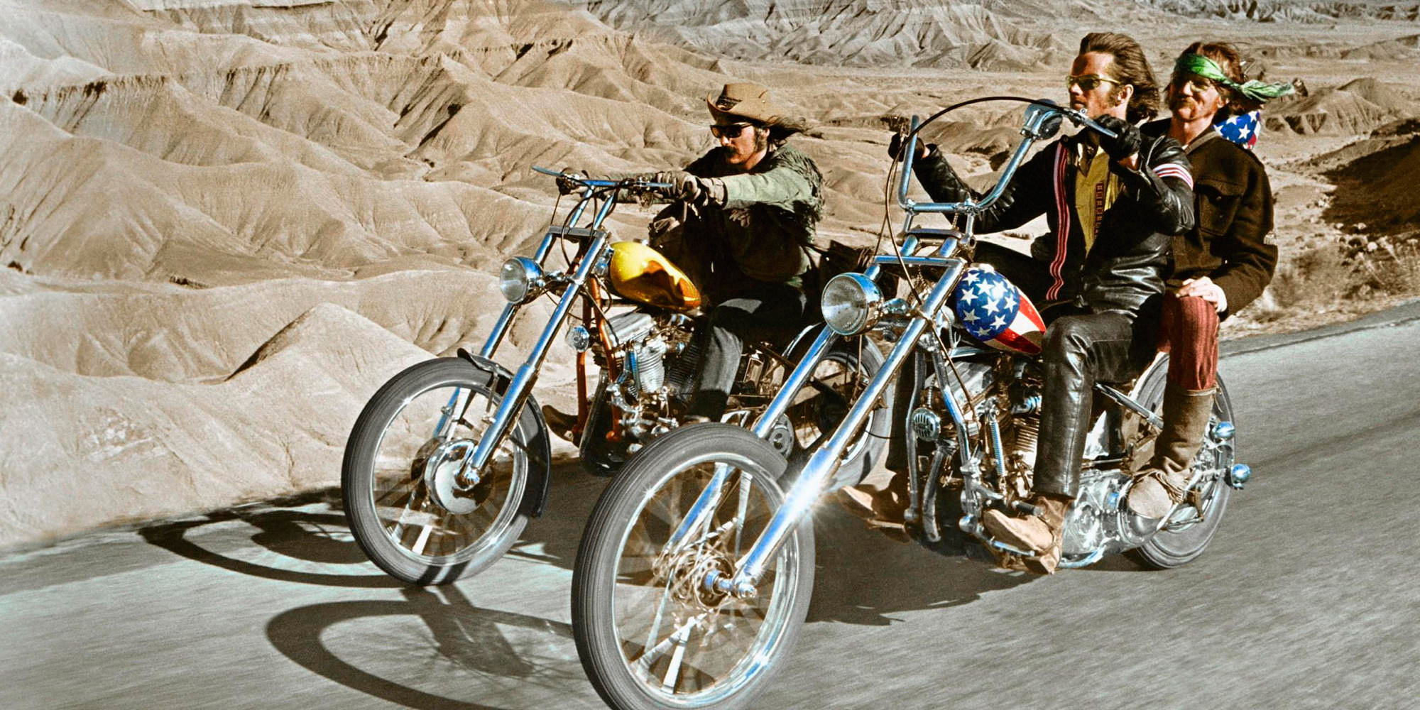 Bezstarostná jazda (Easy Rider, 1969, r. Dennis Hopper) .